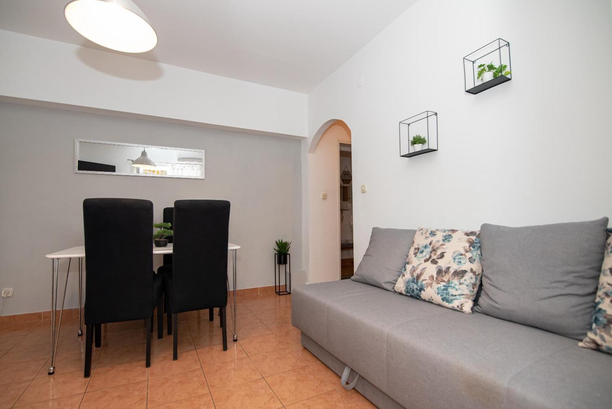 Apartment Josipa Grebastica Bagian luar foto