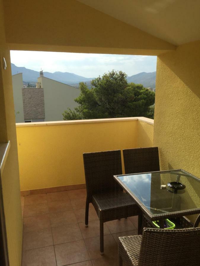 Apartment Josipa Grebastica Bagian luar foto